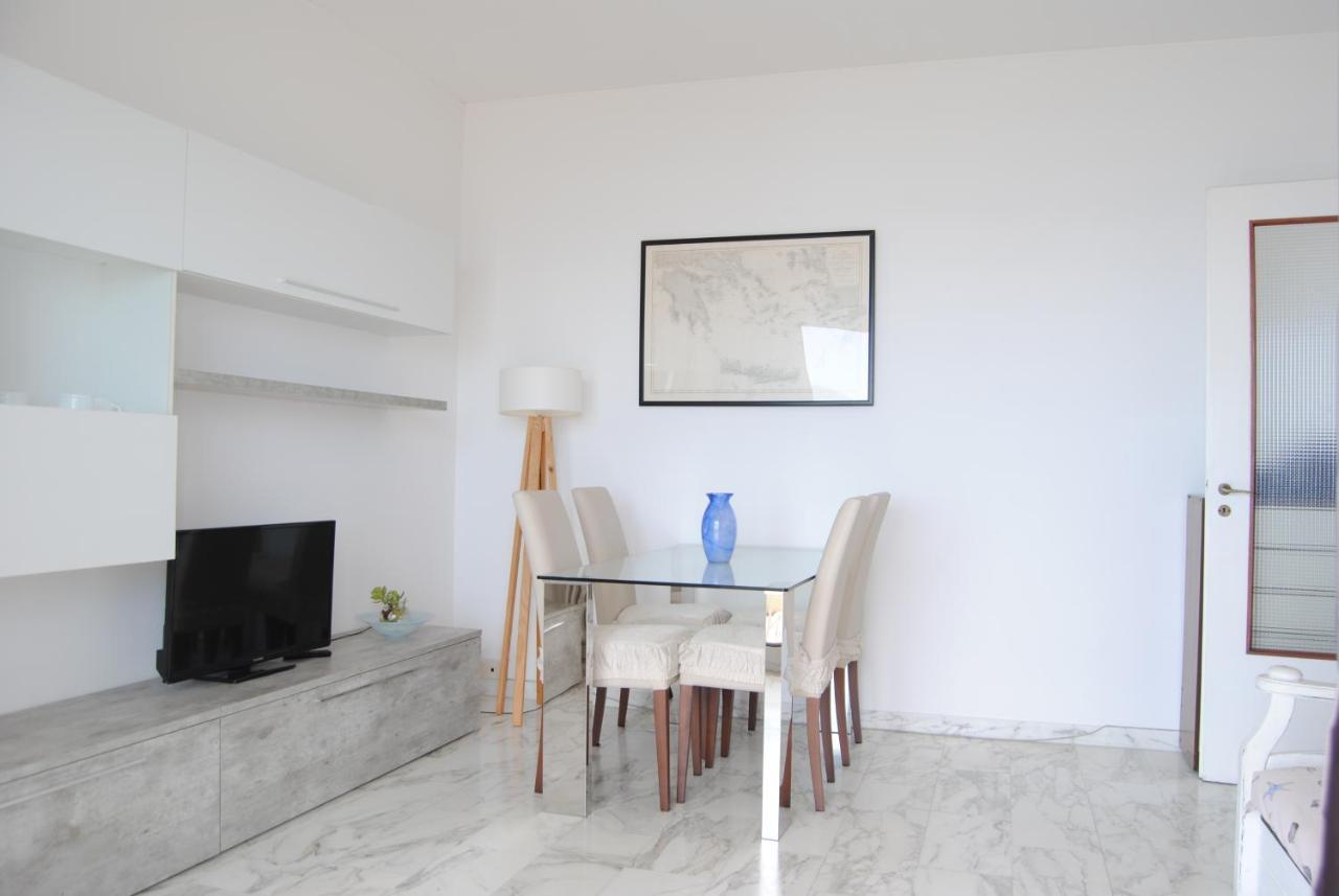 Gaiavacanze Beach Apartment Bordighera Eksteriør bilde